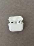 Apple airpods 3 z etui ladujacym magsafe