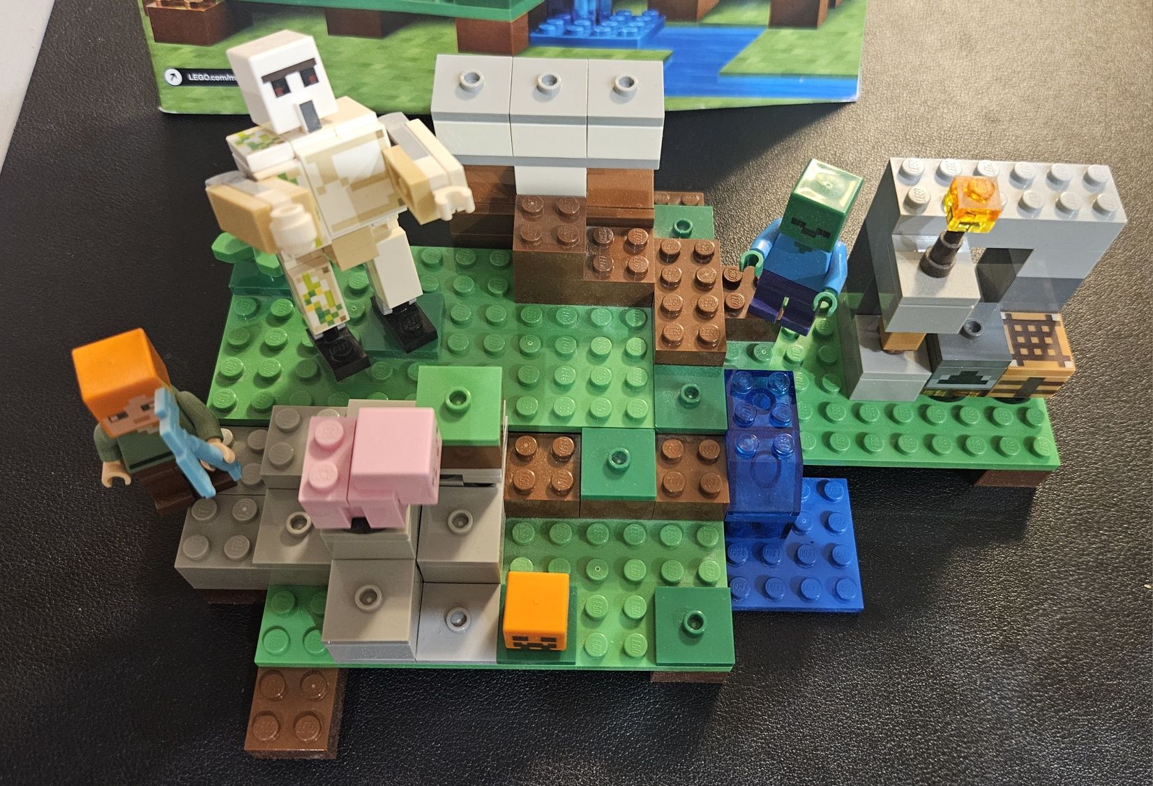 Конструктор Lego Minecraft Железный голем 21123