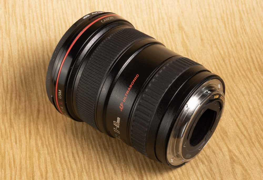 Canon EF 17-40 f4 L USM.