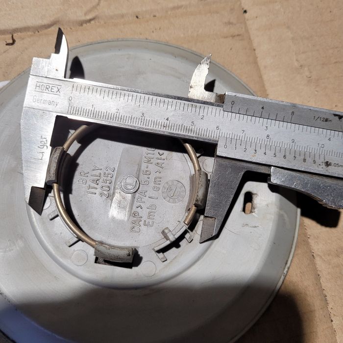 Kołpaki kołpaczki dekielki BBS vw Touran golf V audi seat skoda 2004r