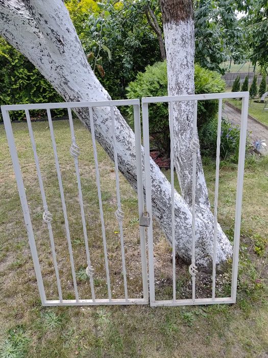 Krata okienna metalowa