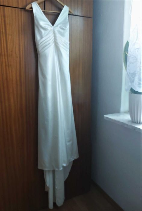 suknia ślubna z trenem rozmiar S szyta na miarę