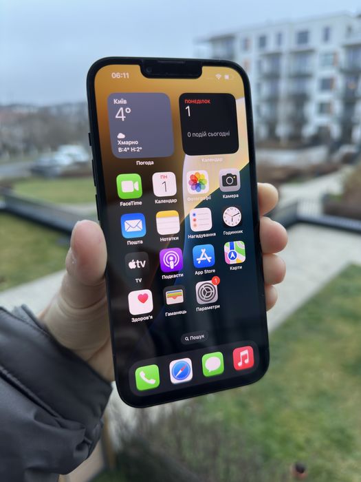 Apple IPhone Айфон 13 128ГБ Чорний, Неверлок, Оригінал