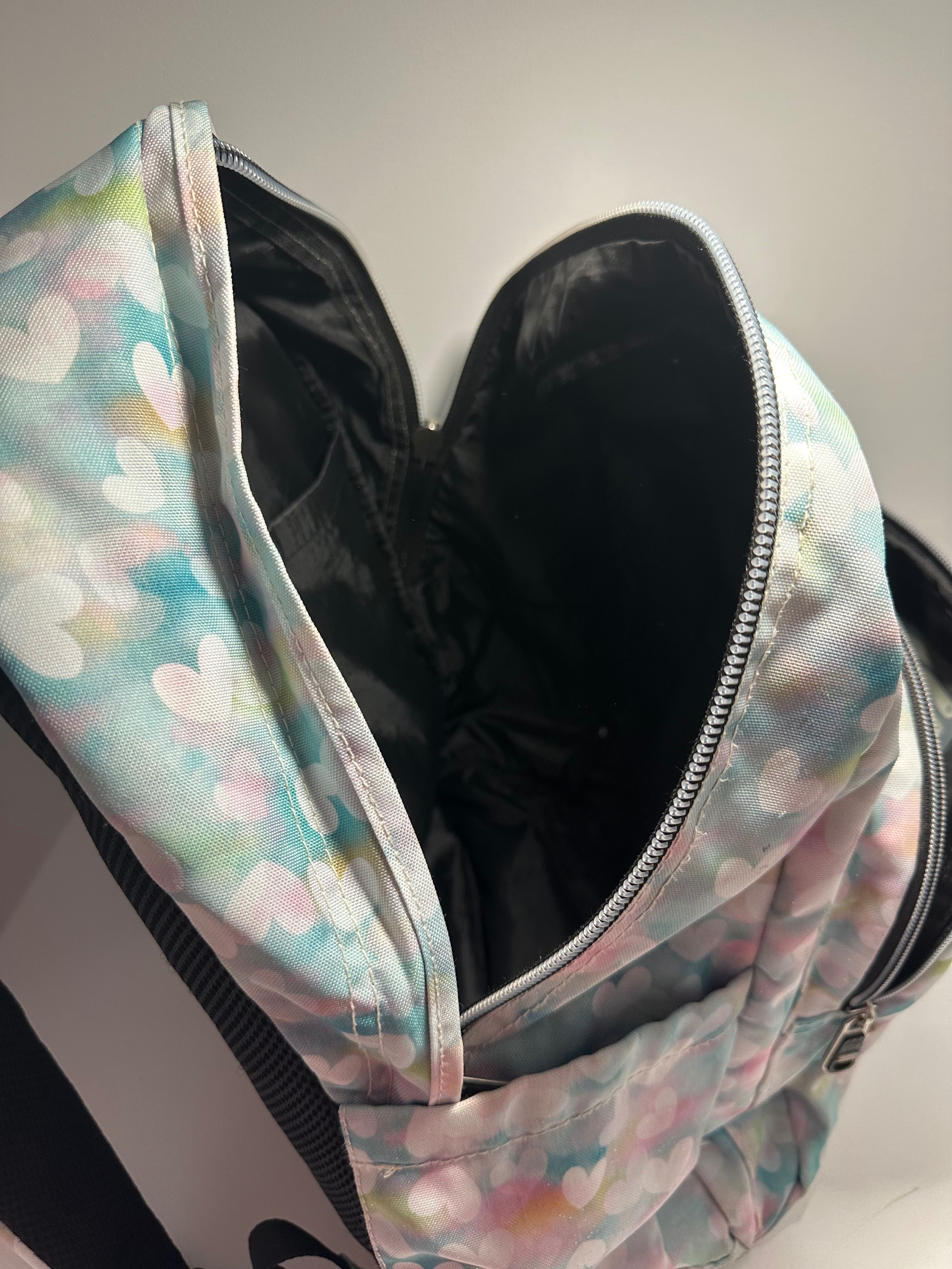 Mochila escola Totto com estojo