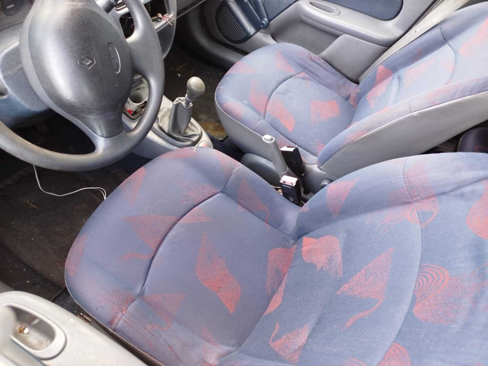 Para peças Renault Clio II 1.2 ano 1998