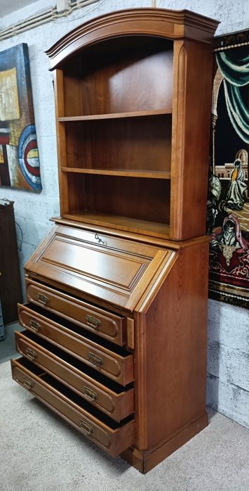 Móvel escrevaninha com estante , madeira maciça em castanho