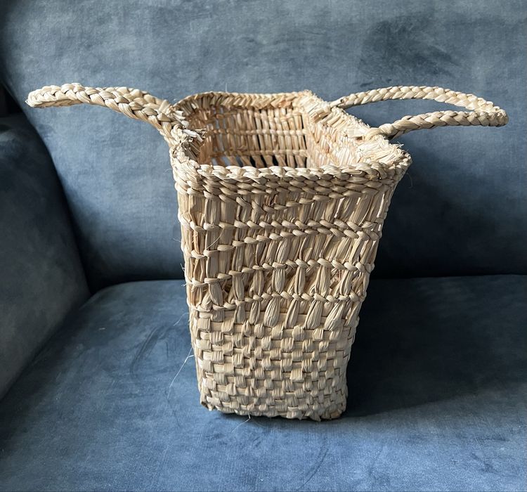 Кошик, сумка з рогози