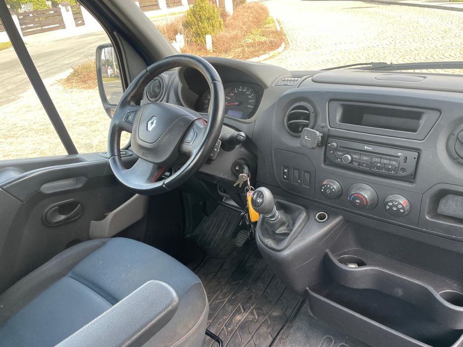 Master auto laweta pomoc drogowa holownik samochod specjalny