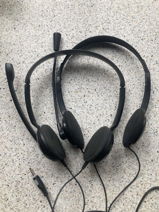 Навушники +1 б/у проводні з мікрофоном