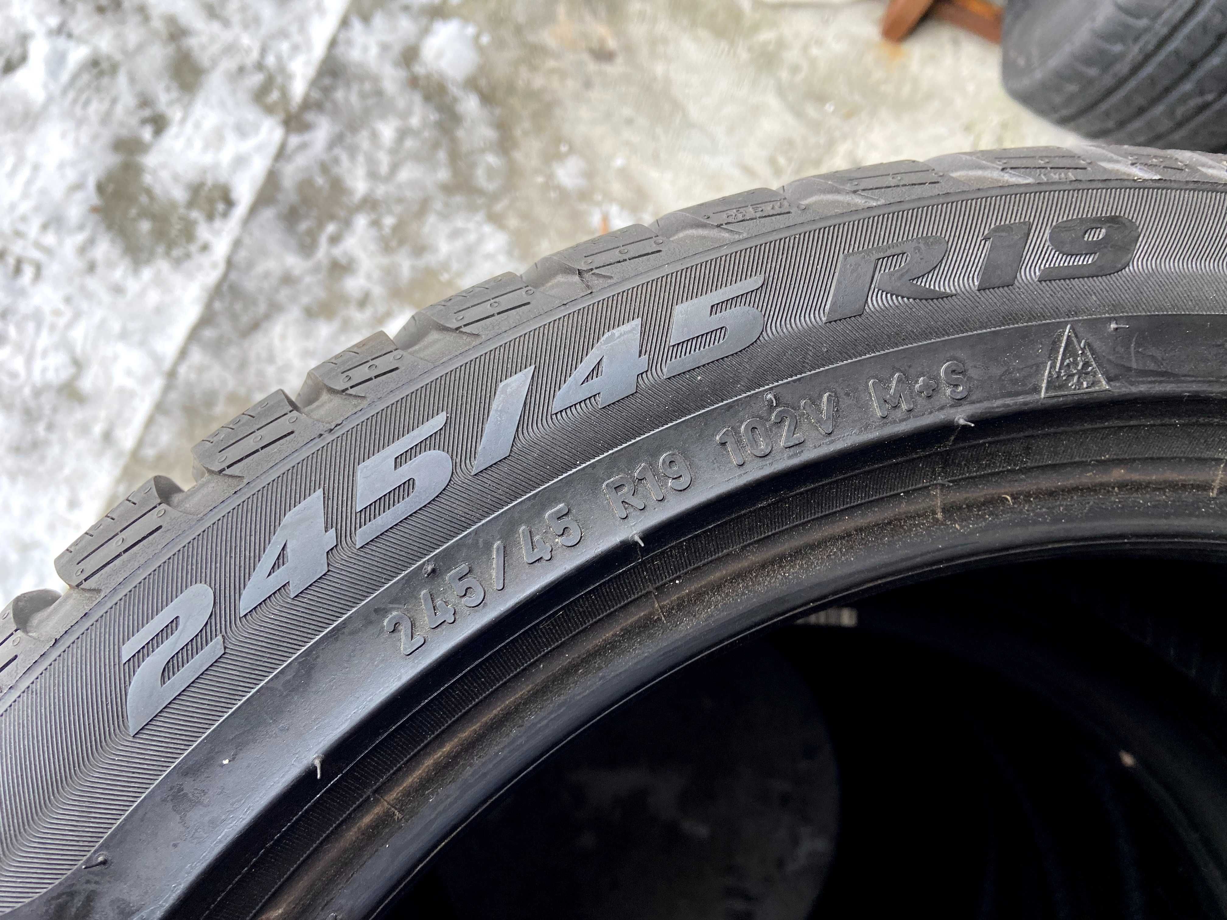 245/45R19 Pirelli SottoZero 3 DEMO 7mm DOT2019
