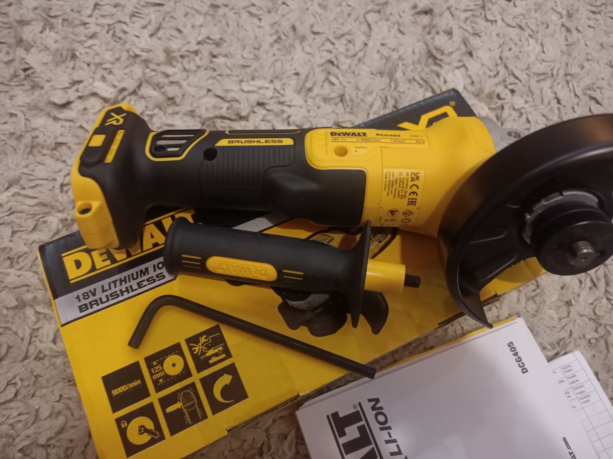 Szlifierka kątowa DeWalt dcg 405n