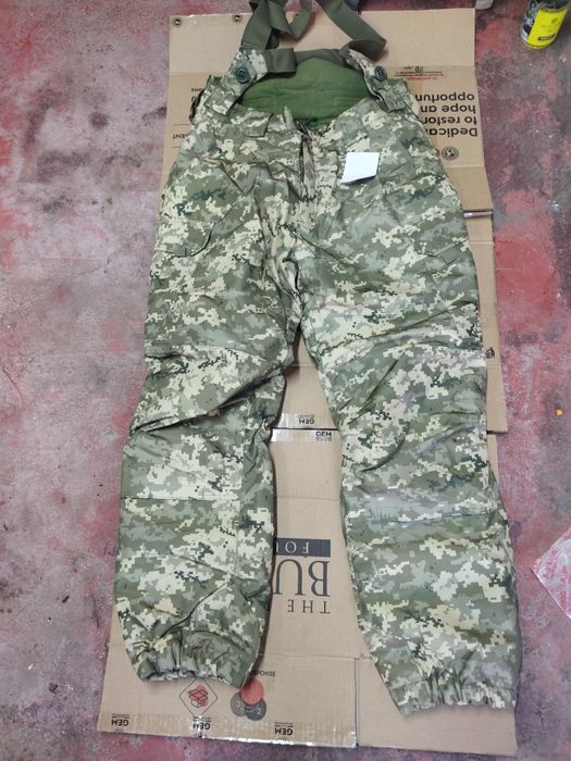 Штани зимові нові