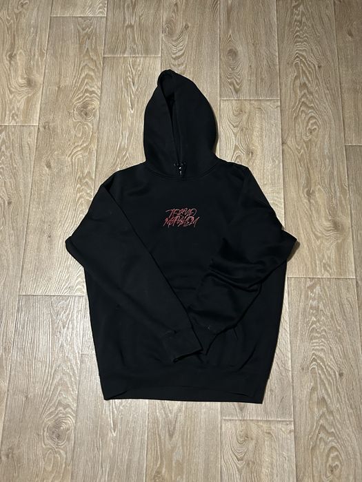 Чорная кофта с красним прінтом