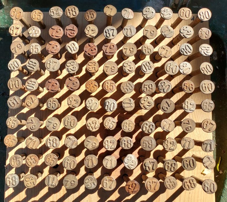 Pregos de linha de comboio