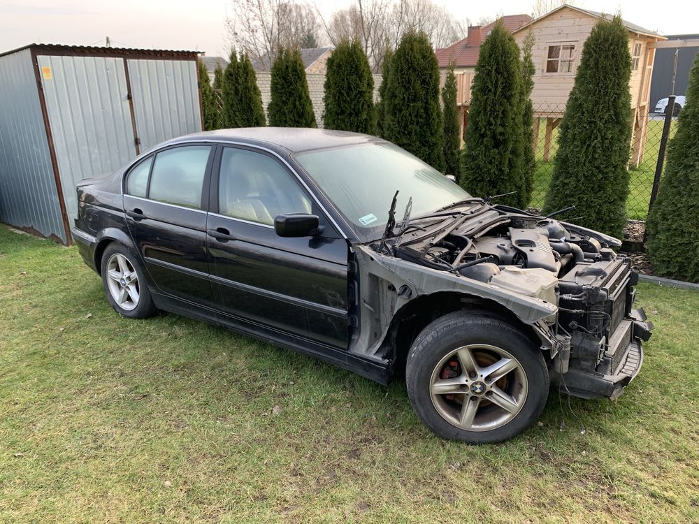 Części bmw e46 SEDAN TOURING Cosmoschwarz 303 drzwi blotniki zderzak