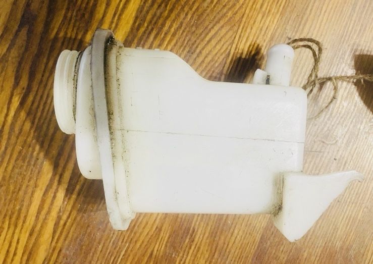 Бачок гур Fiat Fiorino Doblo Citroen Nemo bipper opel combo вантажівок