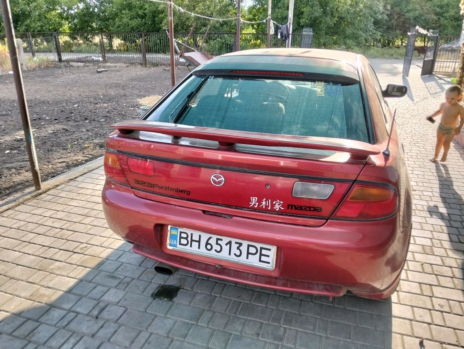Мазда 323 F 1.5 бензін