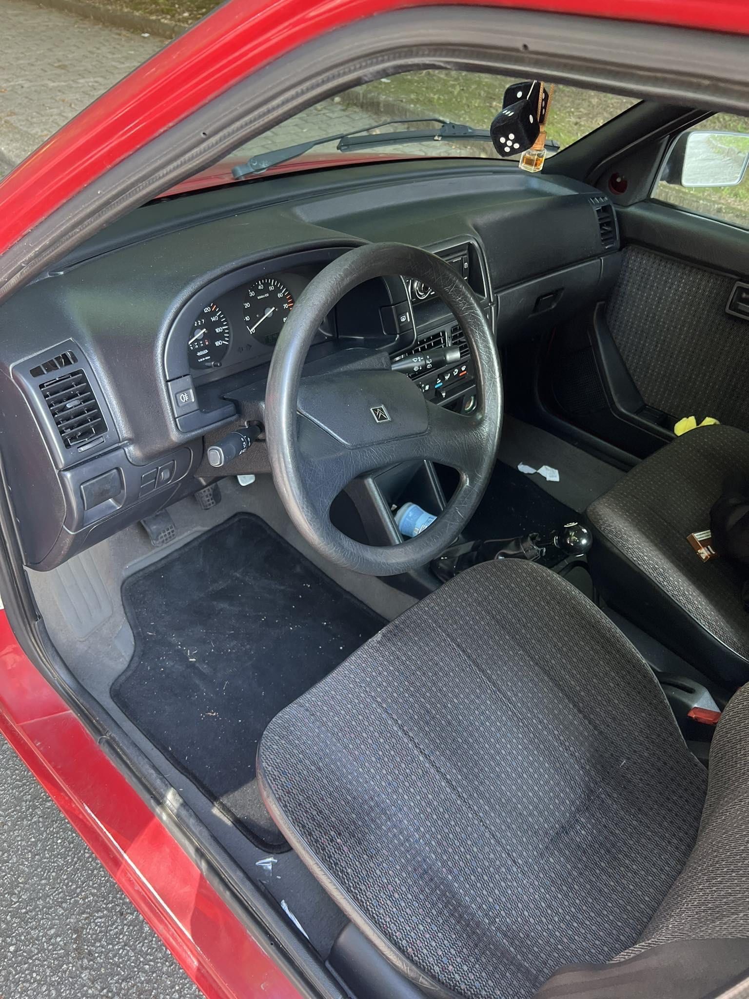 Citröen Ax Hatchback