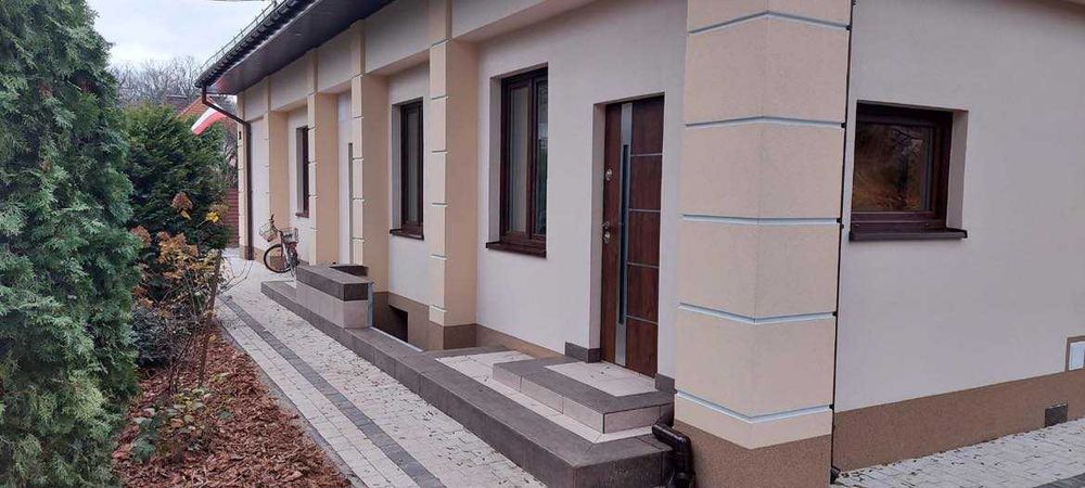 Elewacje Docieplenia Panele DACHY Parapety Obróbki Blacharskie Fak VAT