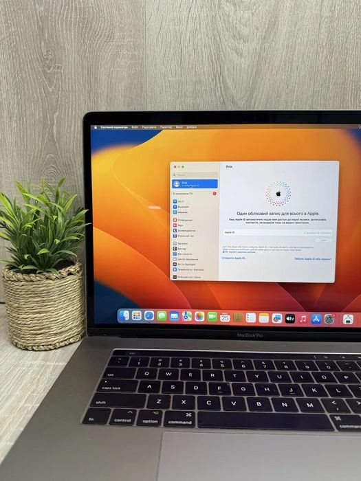 MacBook Pro 15” A1707 (2017) i7 16/512gb