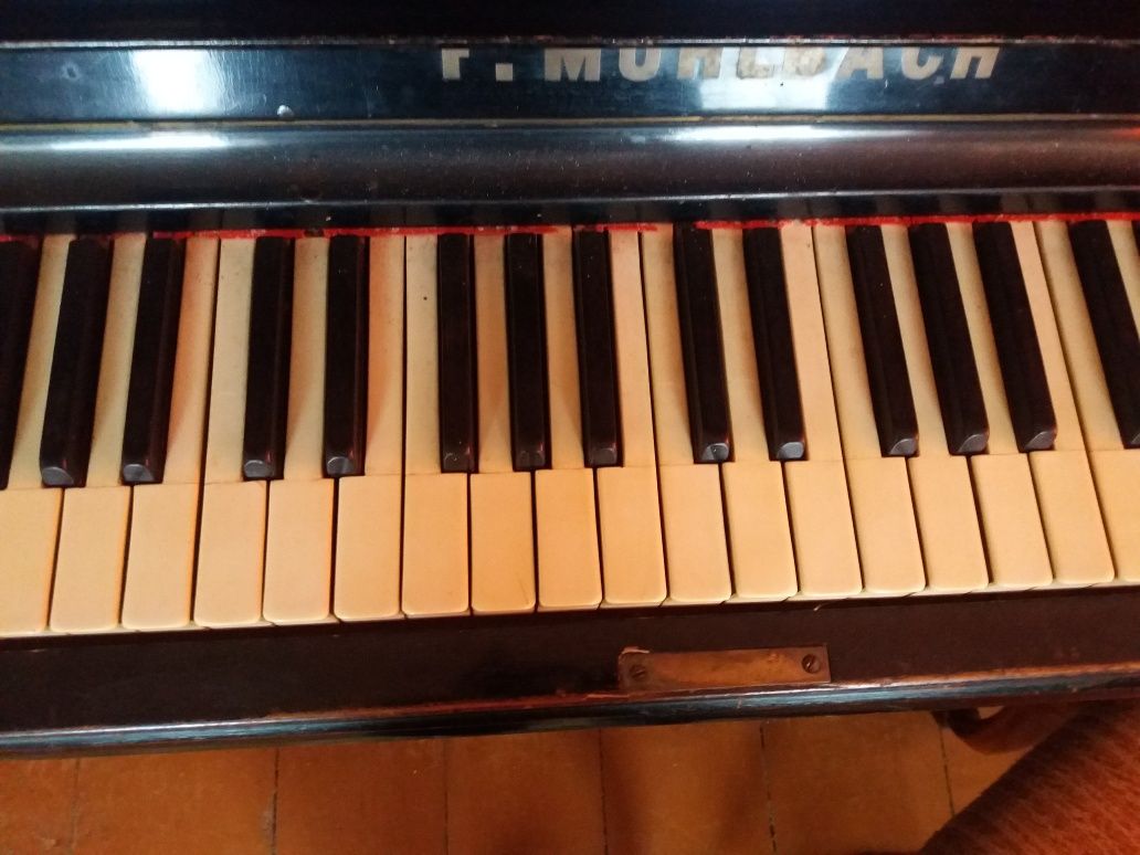Пианино muhlenbach
