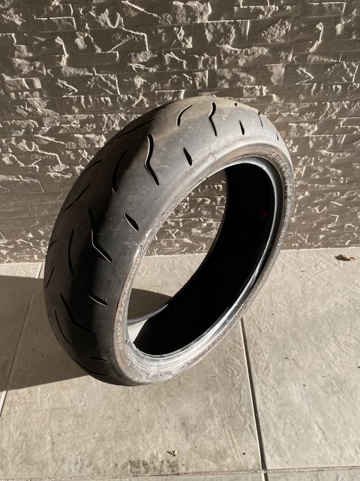 Pneu Mota Bridgestone 180/55 17