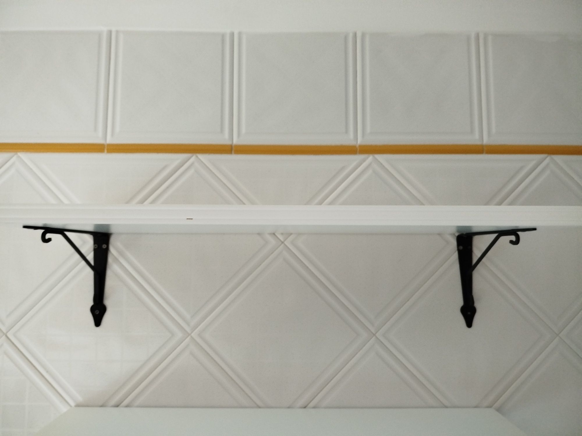 2  Parteleiras com suporte  IKEA