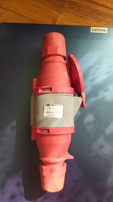 Продам розетку з вилкою комплектом силовую с заземлением