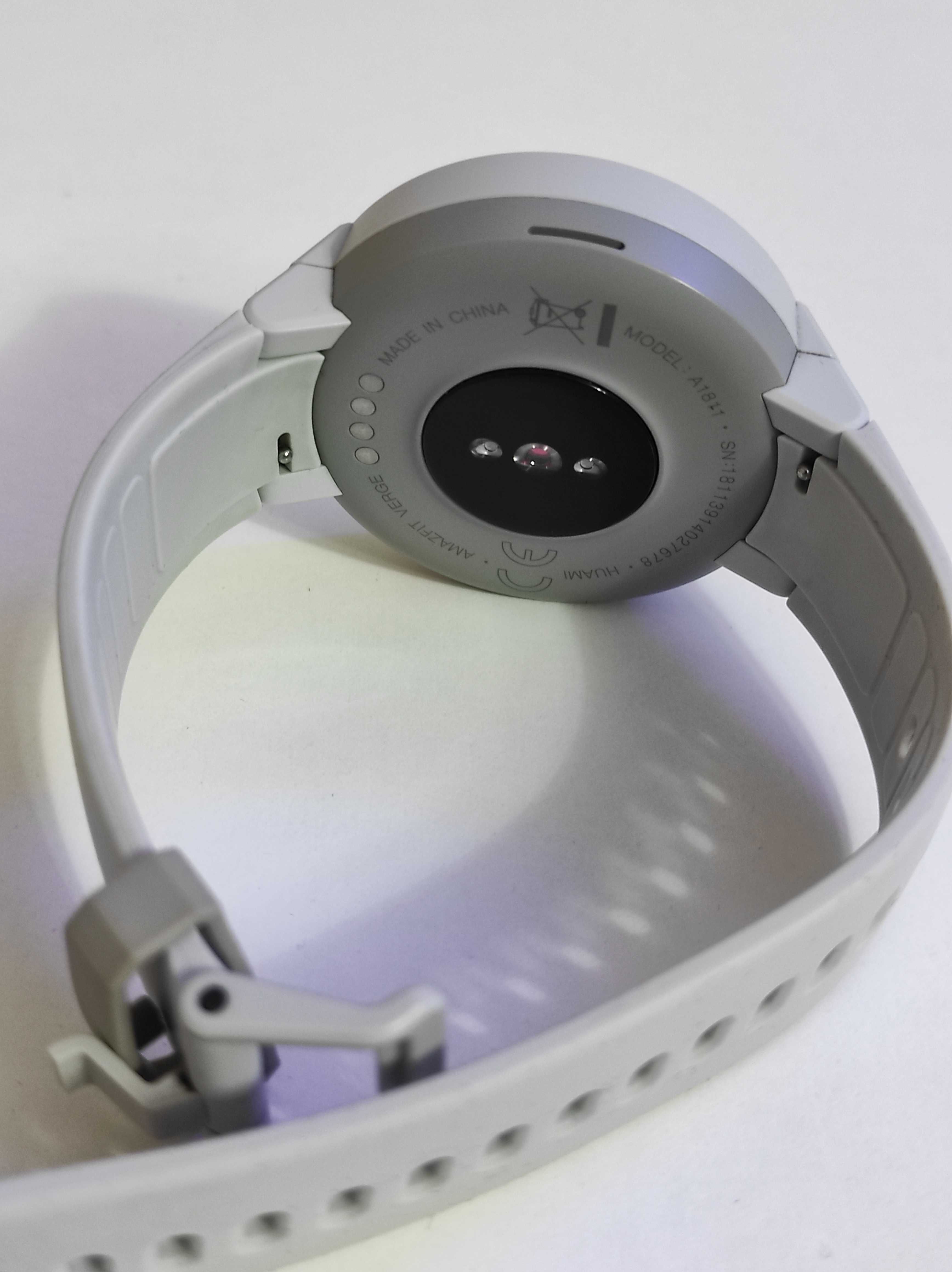 Смарт часы Amazfit Verge White A1811