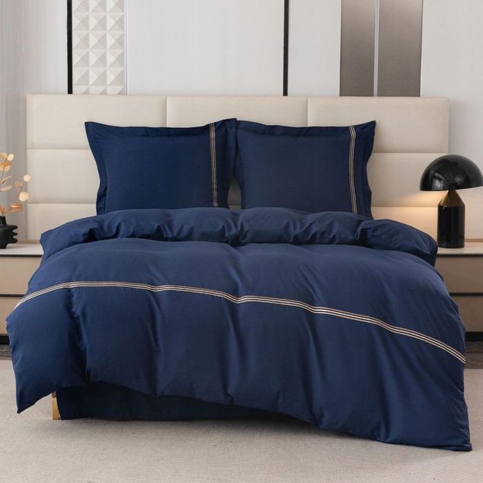 Pościel 140x200/2cz poszewki 70x80 gładka z Haftem Lumera komplet Nieb