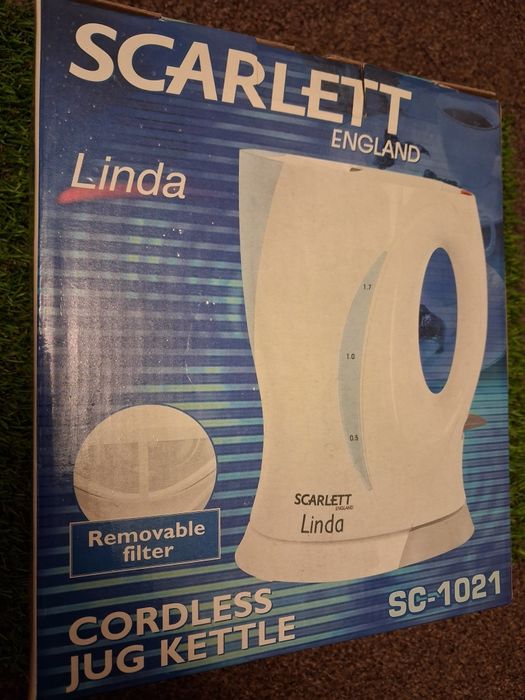 Чайник електро Scarlett SC-1021