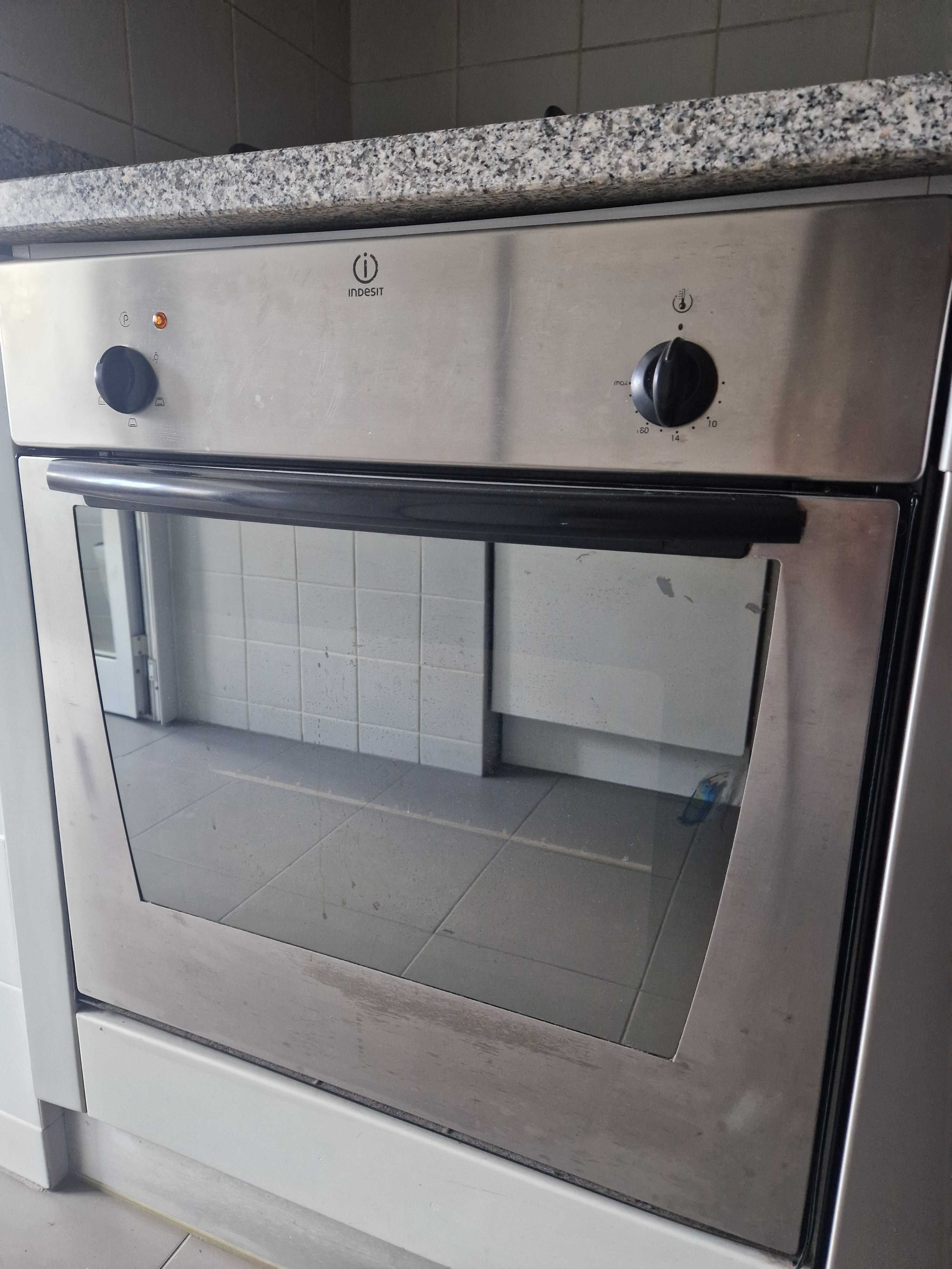 Forno Indesit ( de 2003)