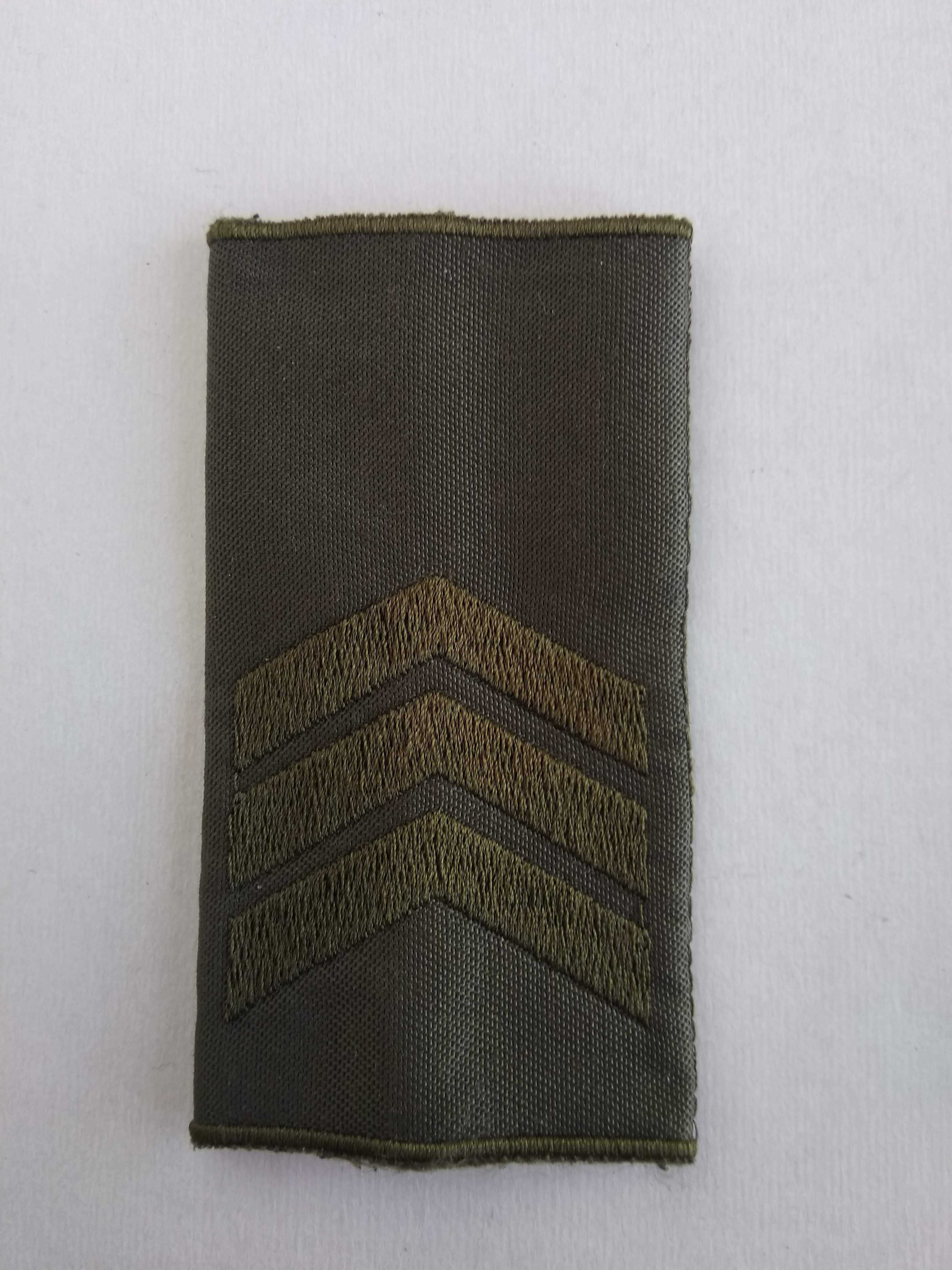 Емблема муфта  сержант олива три смужки
