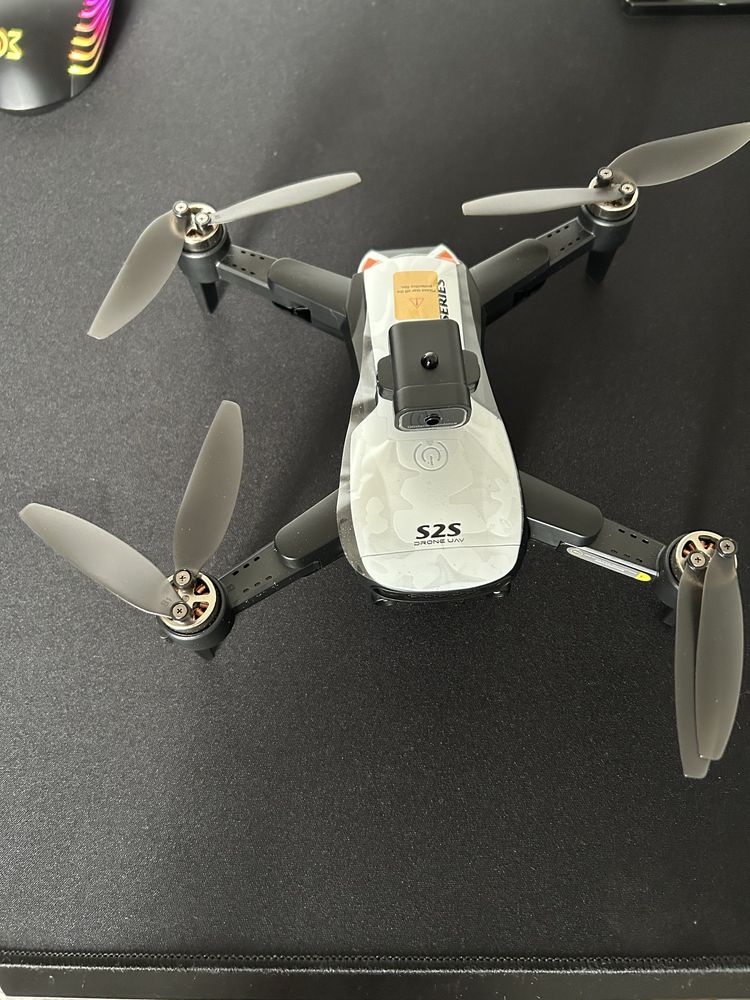 Dron z Kamera 4K