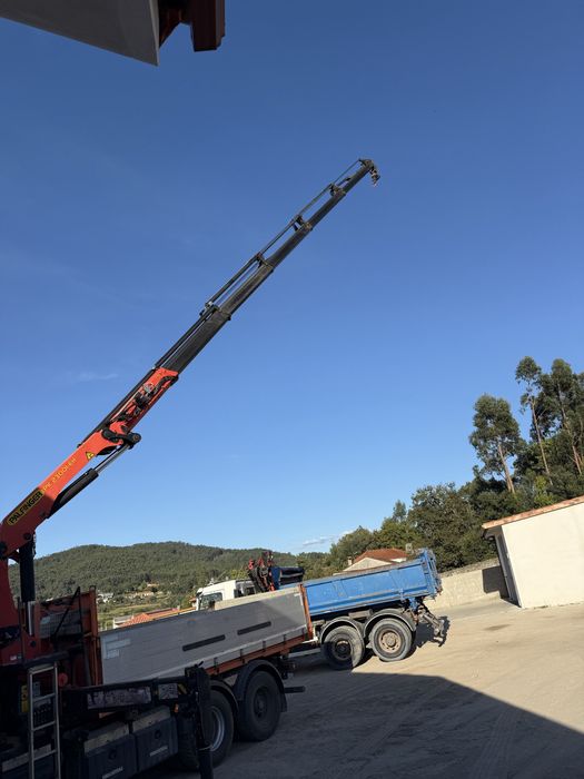 Volvo FMX com grua 20m e bascula