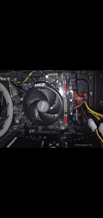 Sprzedam komputer z amd r5