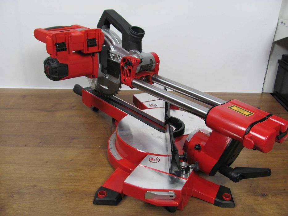 Пила торцювальна Einhell TE-SM 36/210 Li протяжка 310 мм з Німеччини