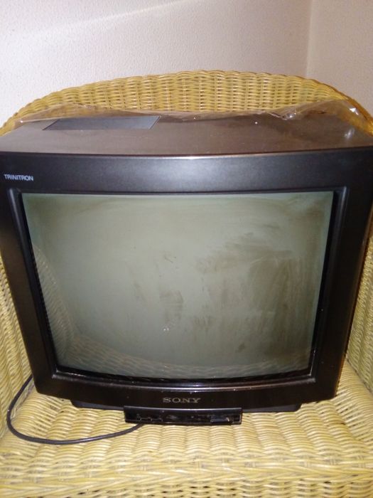 Sony Black Triniton c comando