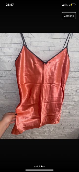 Kobieca, satynowa koszula nocna, piżamka