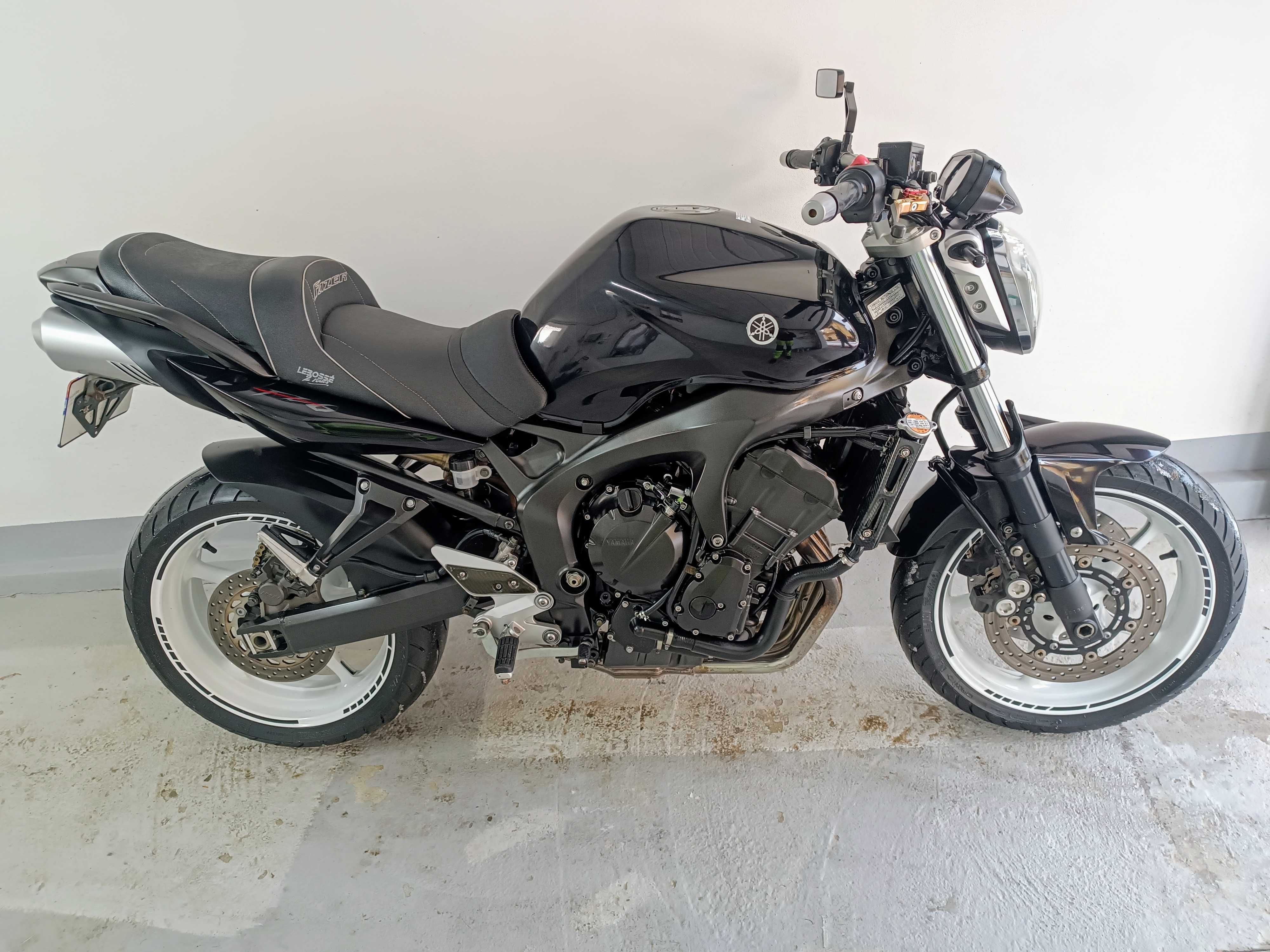 Yamaha FZ6 FZ 6 N S2 Fazer 2007r