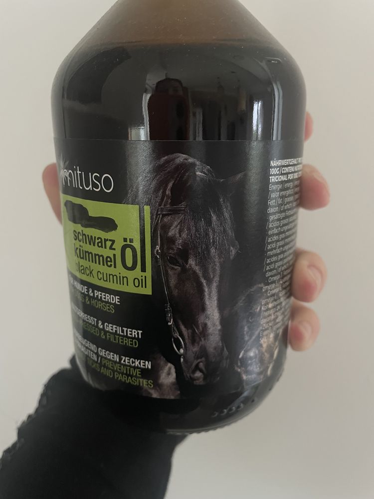 Olej z czarnuszki dla konia psa 500 ml MITUSO