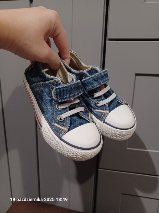 Trampki Levis ok