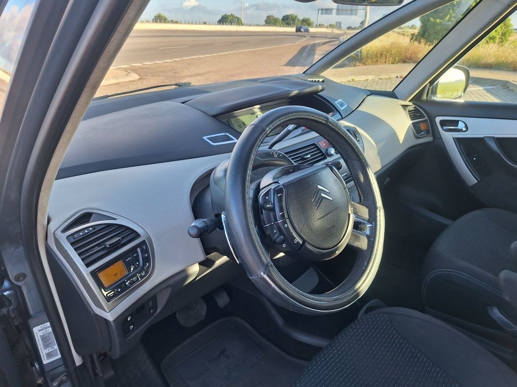 Citroen c4 grand picasso 7 lug