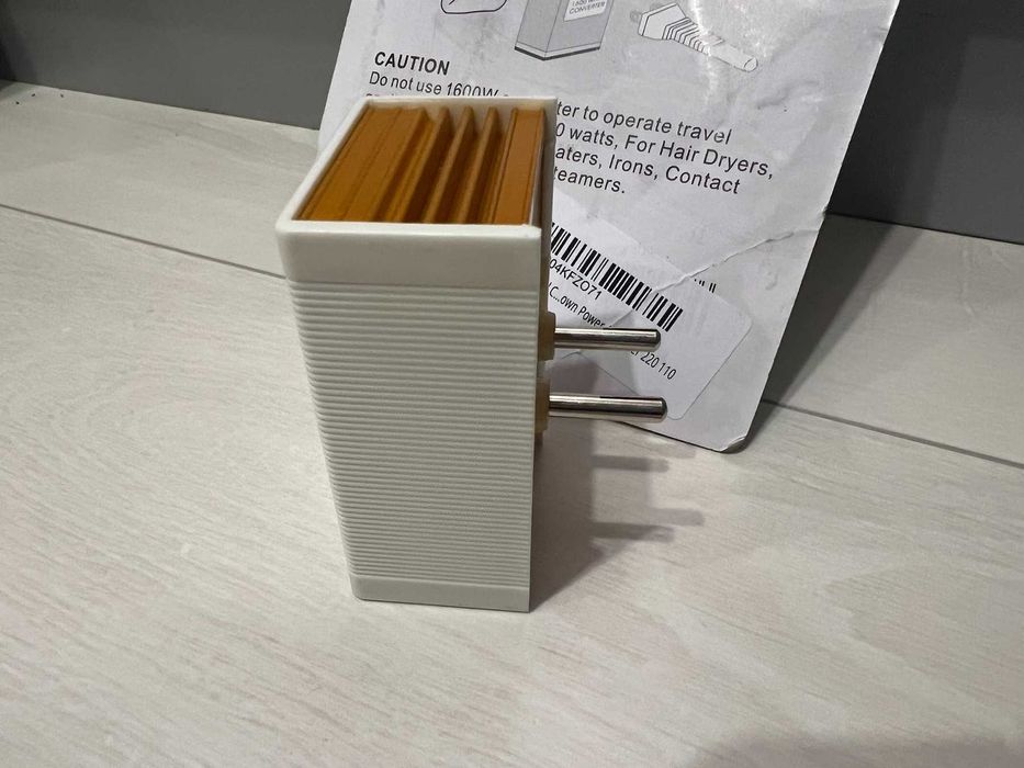 Понижувач напруги 220В - 110В/120В | 1600W | Конвертер, Перетворювач