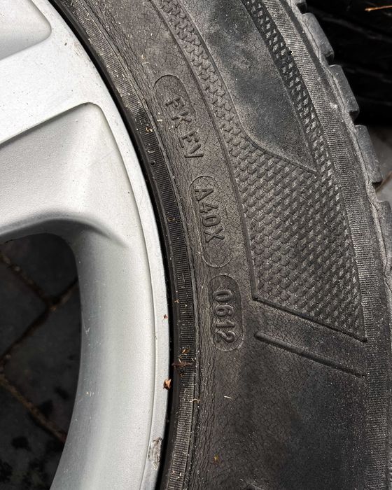 Felgi z oponami Opel Vivaro 16'