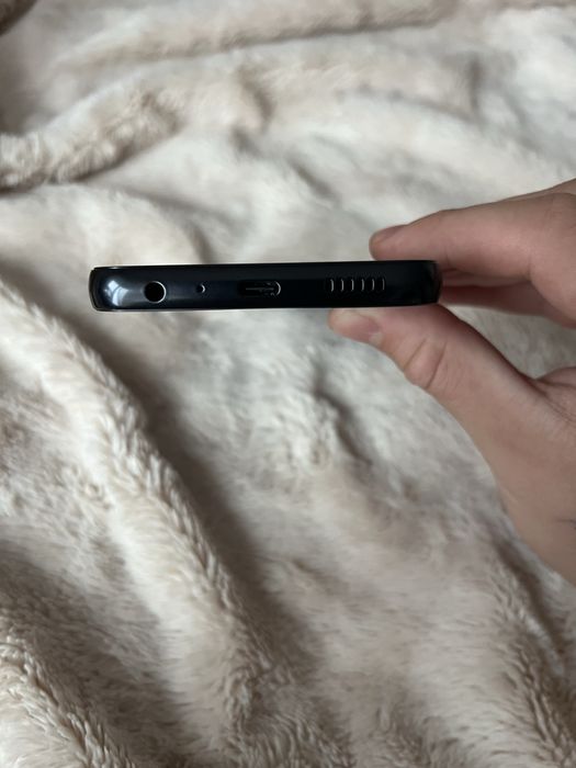 Samsung a05s на 128gb