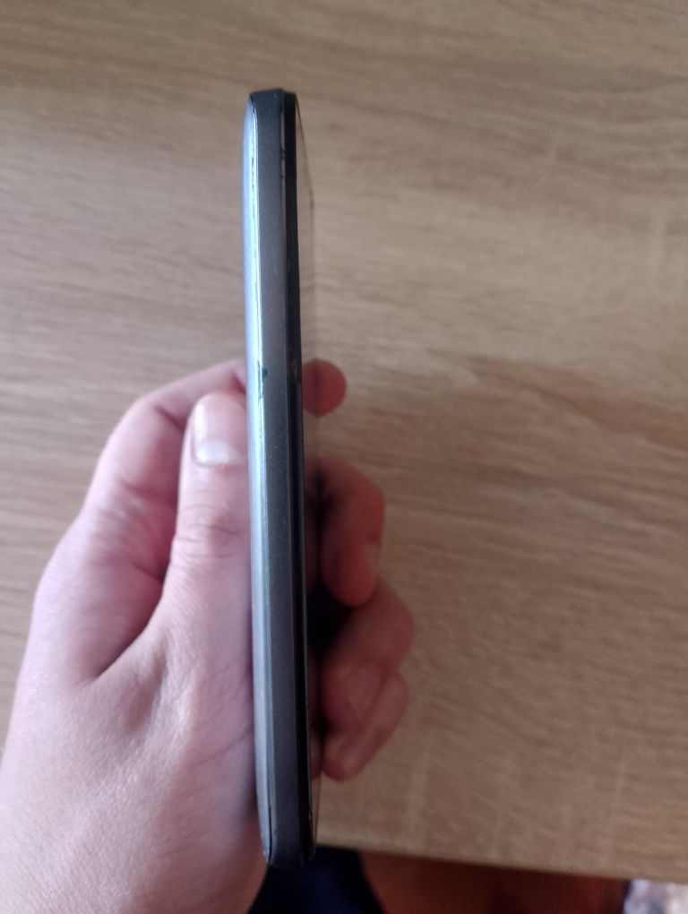 Lenovo S660 Titanium