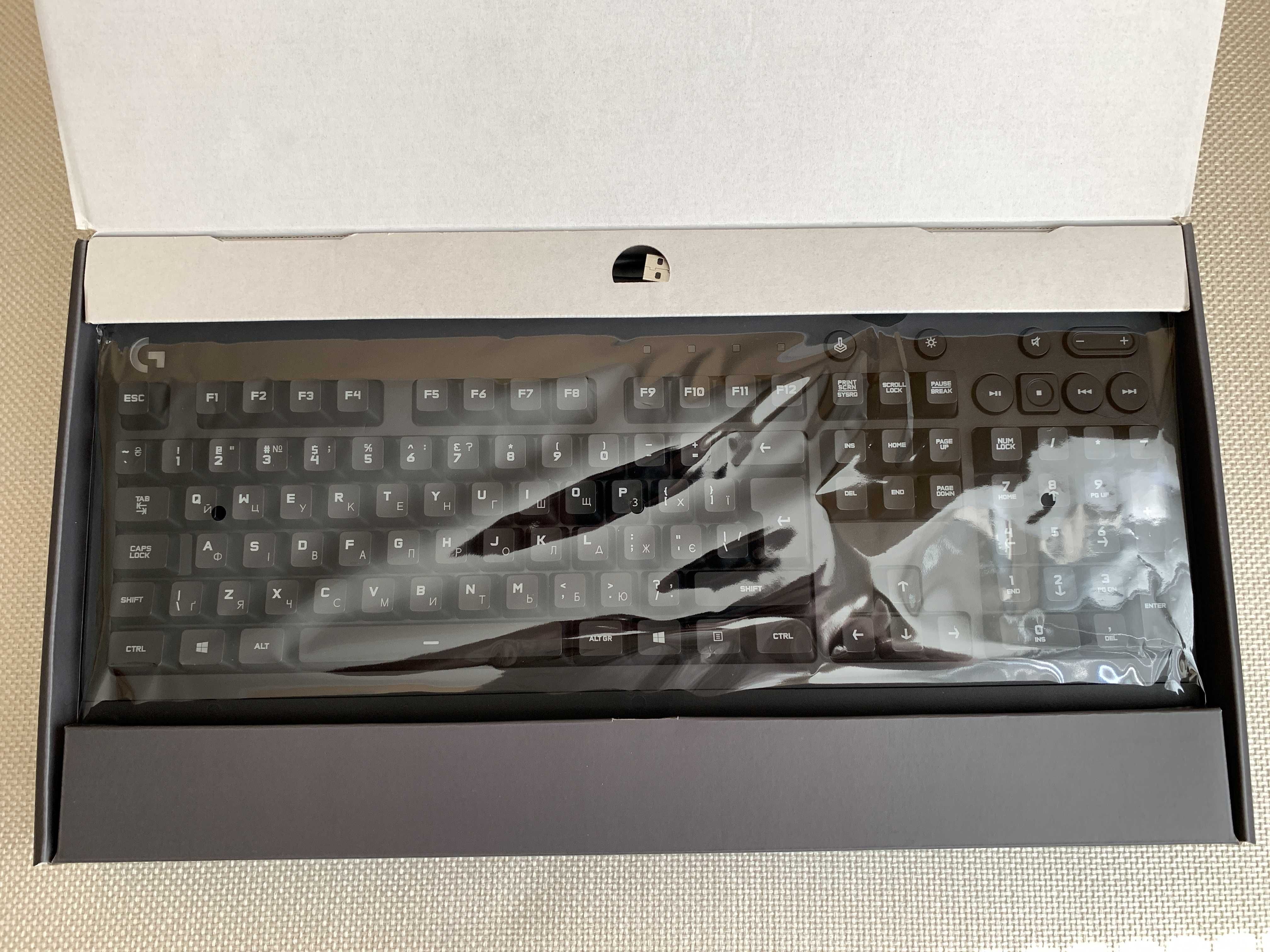 Logitech G213 Клавіатура