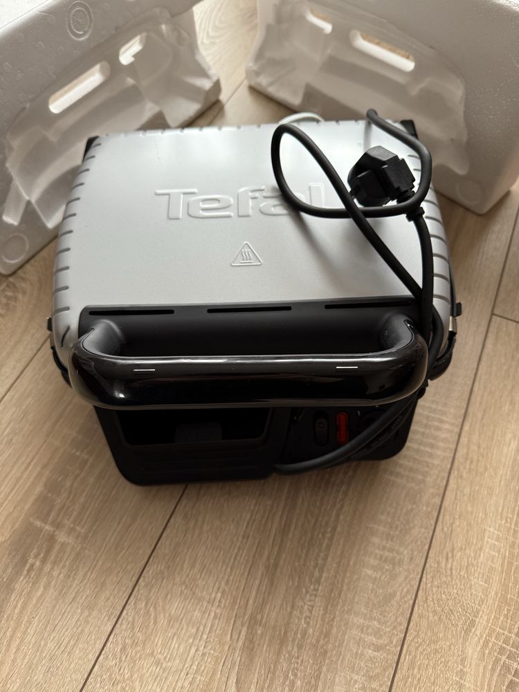 Гриль Tefal ULTRACOMPACT GC305012