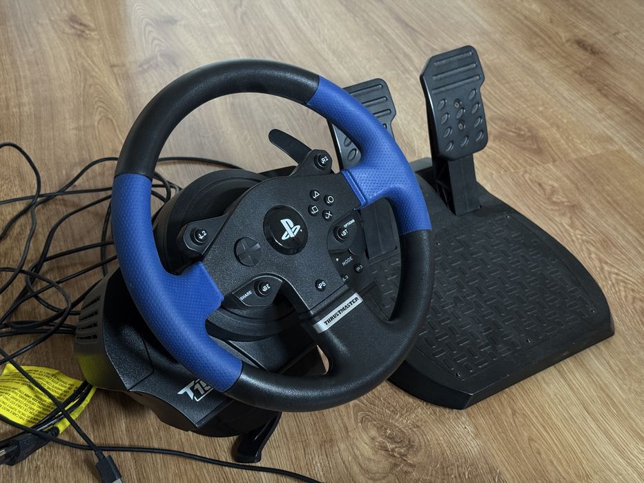Volante/Pedais Thrustmaster T150 + Suporte